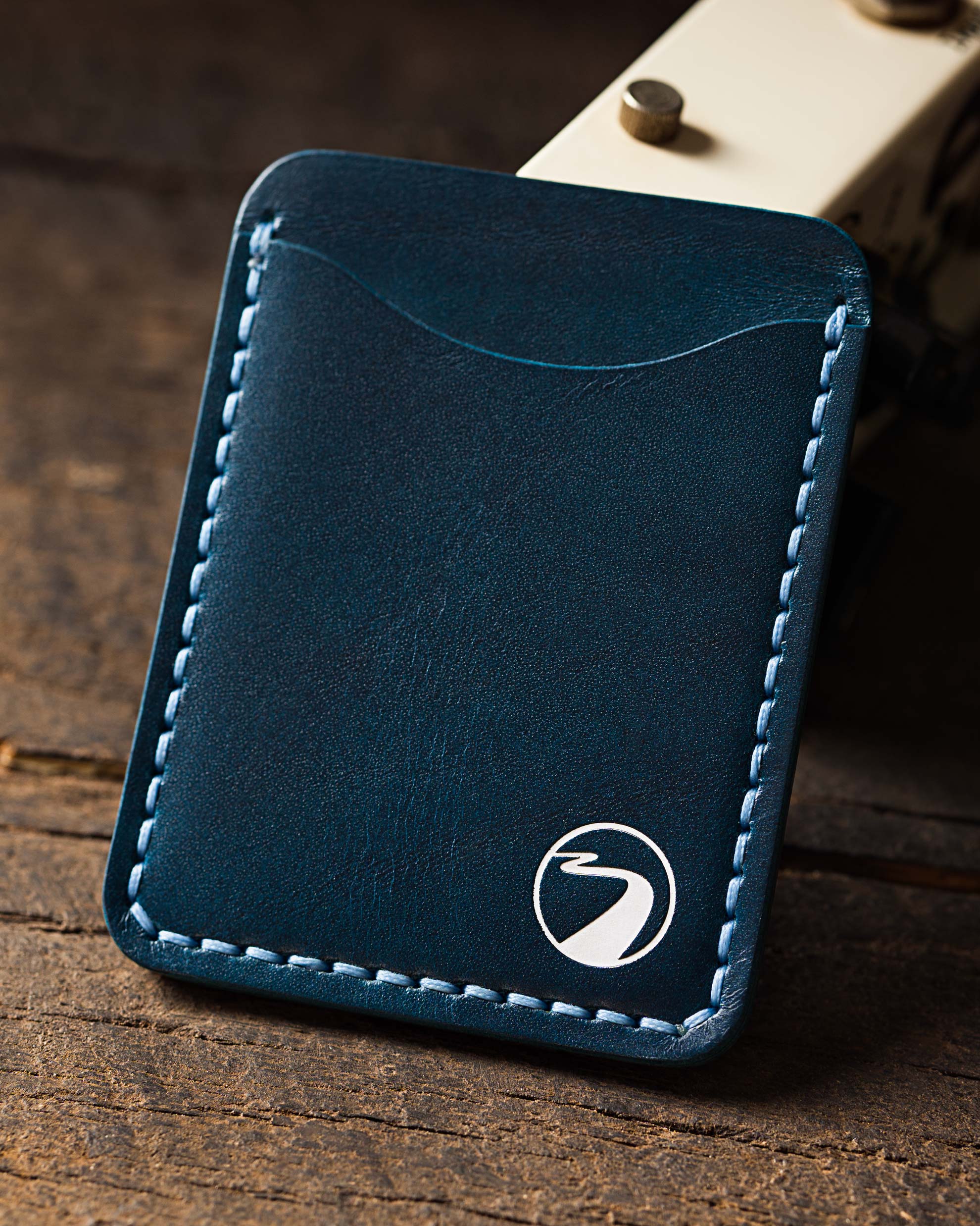 Waypoint Buttero Navy Silver Pedal